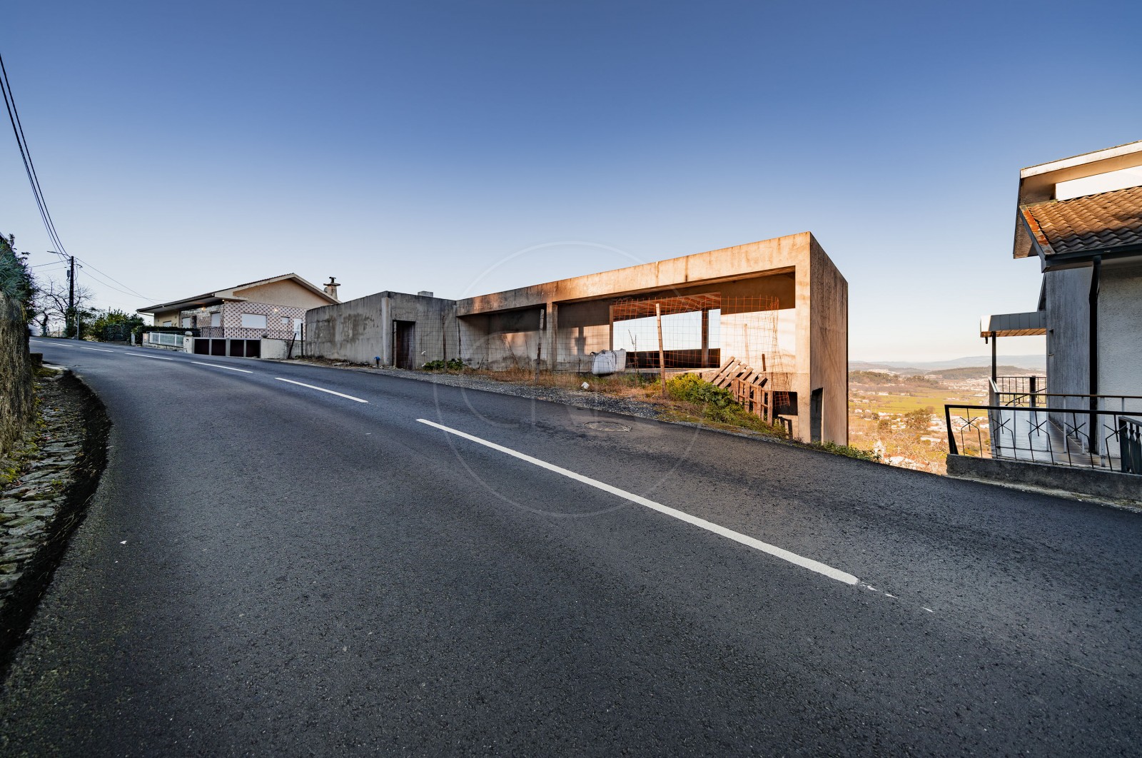 Land Urban for For sale in Escudeiros e Penso (Santo Estêvão e São Vicente), Braga, Braga - Detalhes (Imagem 2)