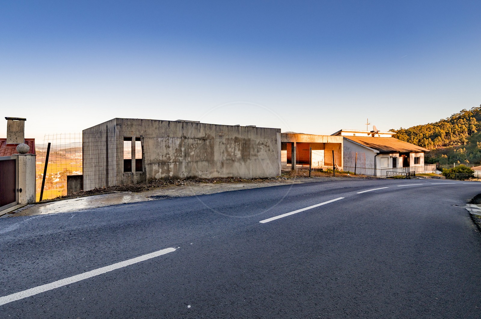 Land Urban for For sale in Escudeiros e Penso (Santo Estêvão e São Vicente), Braga, Braga - Detalhes (Imagem 3)