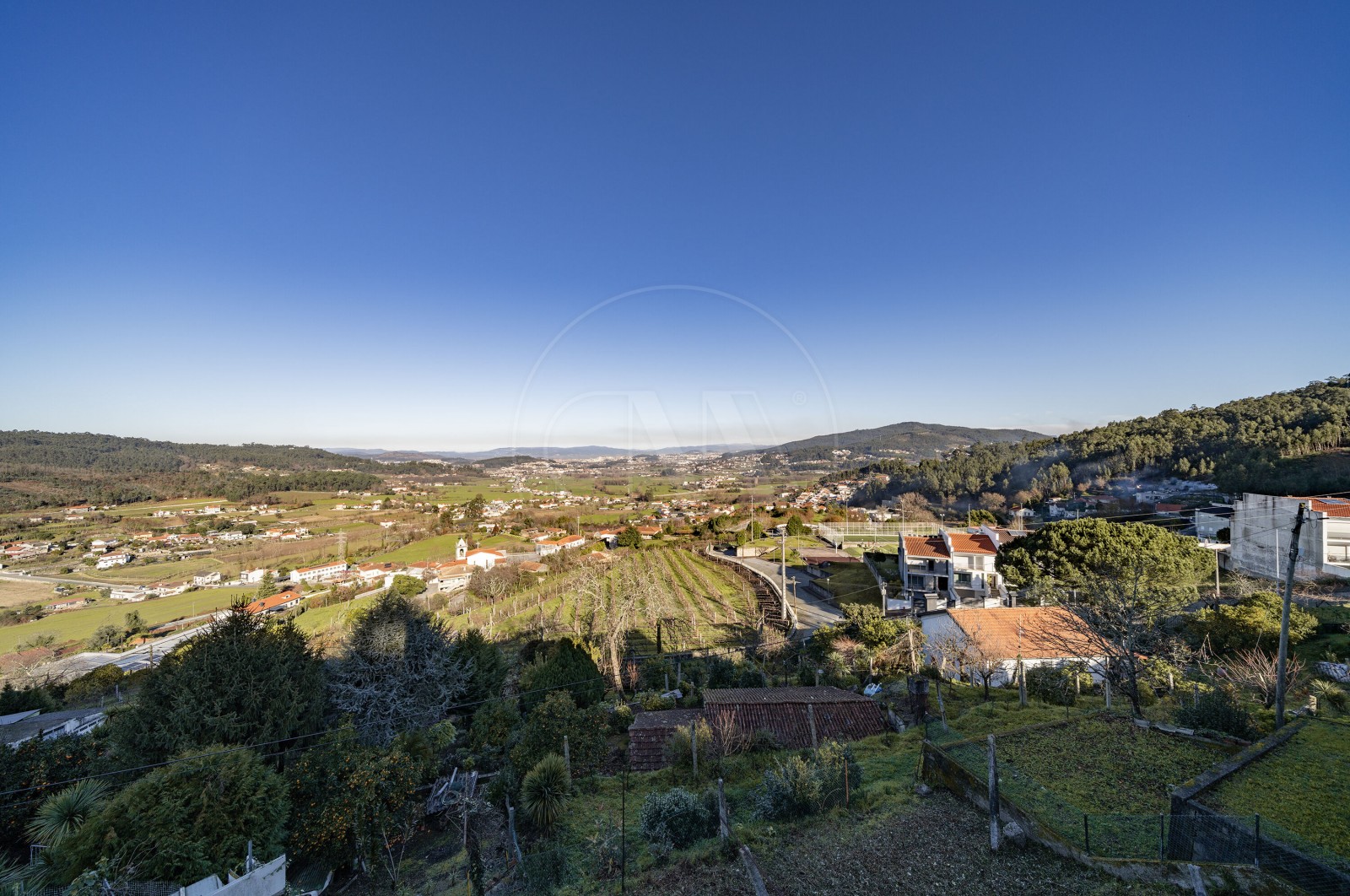 Land Urban for For sale in Escudeiros e Penso (Santo Estêvão e São Vicente), Braga, Braga - Detalhes (Imagem 5)
