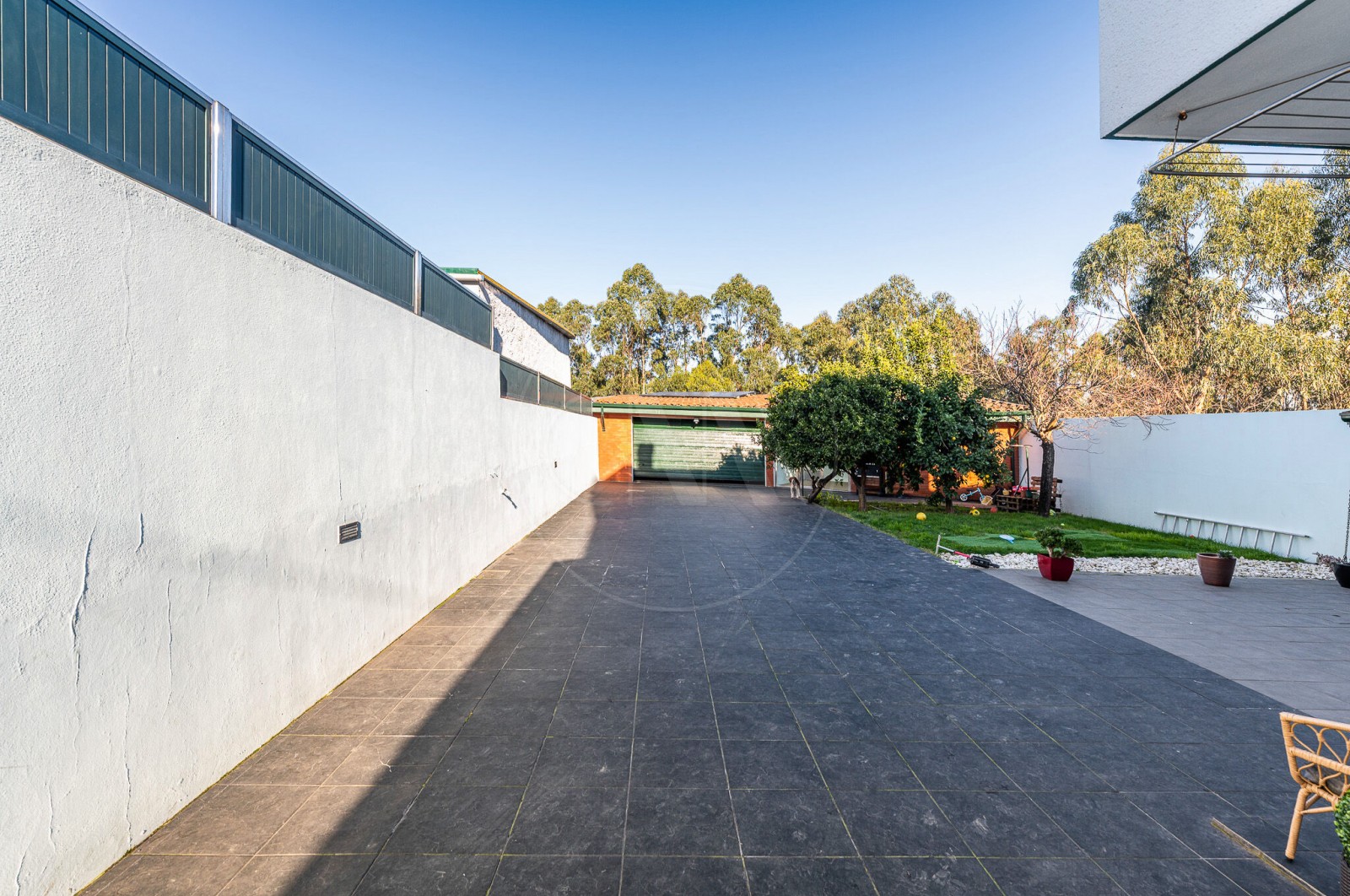 House T4 for For sale in Covelas, Trofa, Porto - Terraço (Imagem 3)