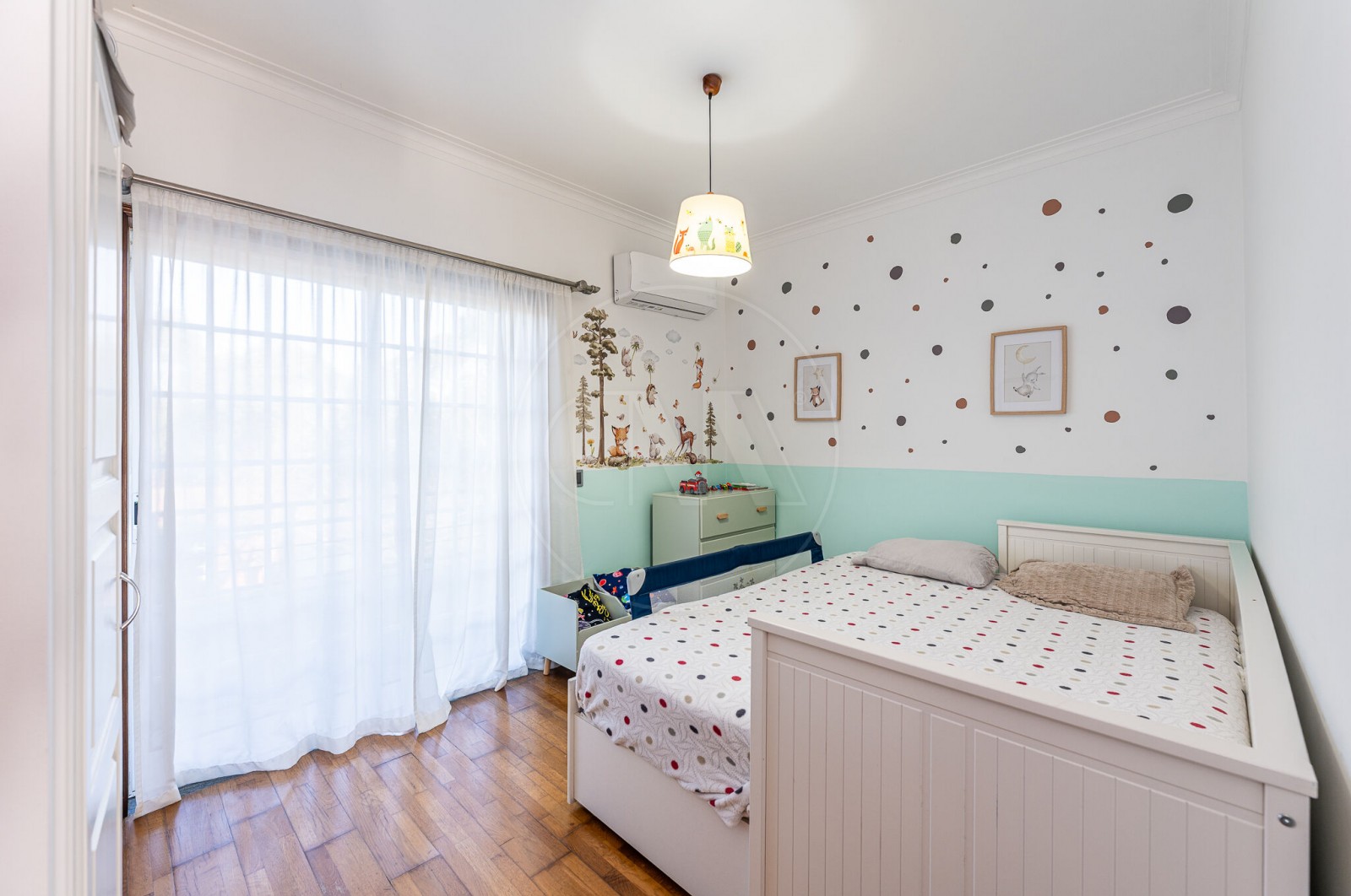 House T4 for For sale in Covelas, Trofa, Porto - Quarto (Imagem 1)