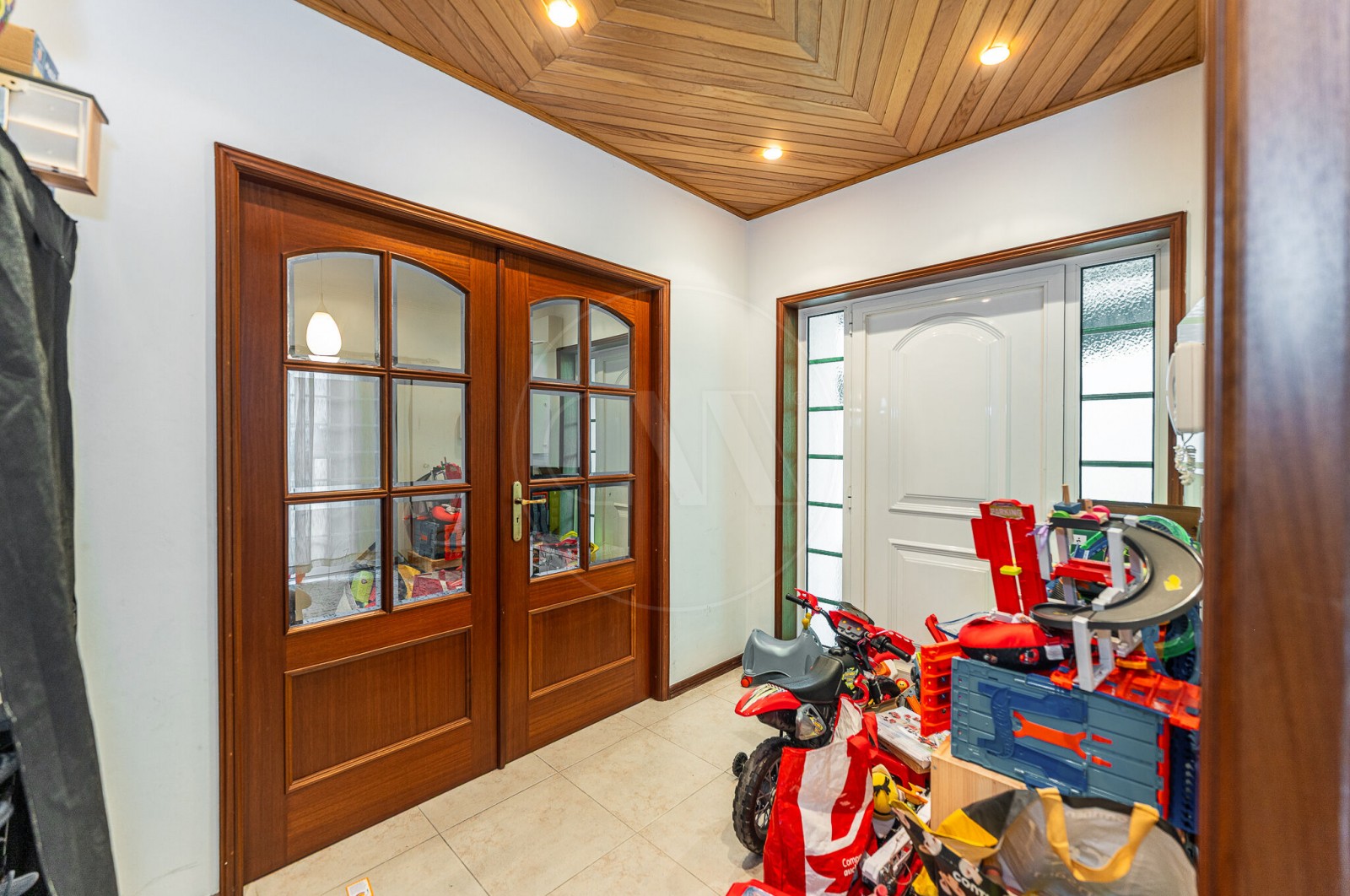 House T4 for For sale in Covelas, Trofa, Porto - Corredor (Imagem 1)