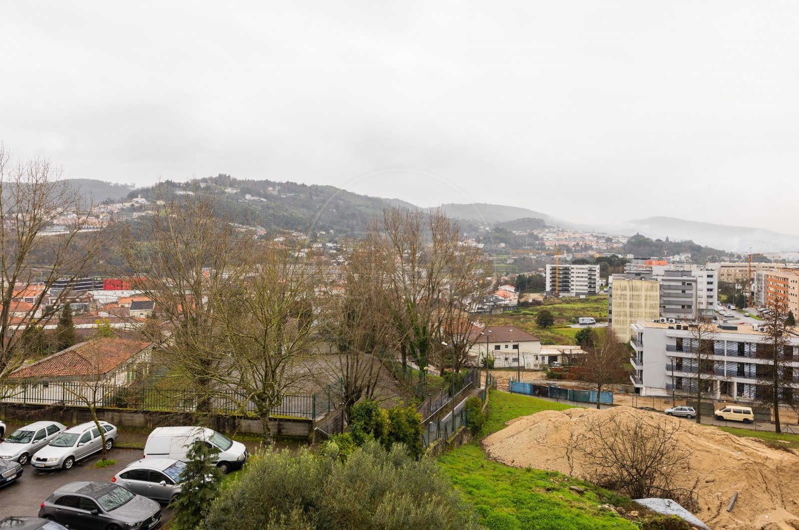 Apartamento T2 para Venda em Gualtar, Braga, Braga - Área envolvente (Imagem 4)