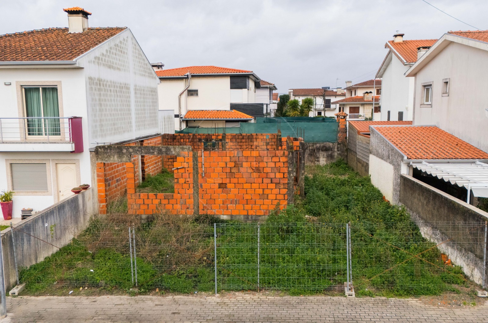 Land Urban for For sale in Vila de Prado, Vila Verde, Braga - Área envolvente (Imagem 9)
