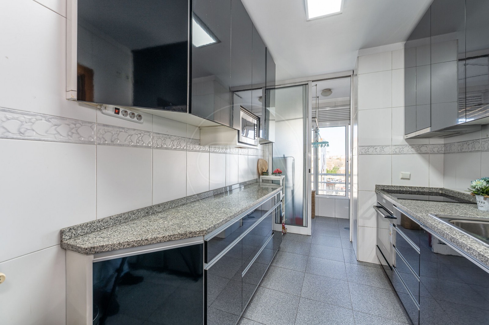 Apartamento T3 para Venda em Matosinhos e Leça da Palmeira, Matosinhos, Porto - Cozinha (Imagem 4)