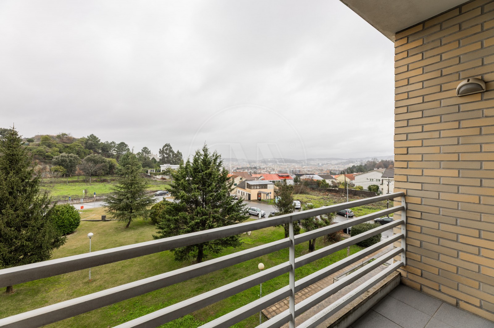 Apartment T3 for For sale in Nogueira, Fraião e Lamaçães, Braga, Braga - Área envolvente (Imagem 4)