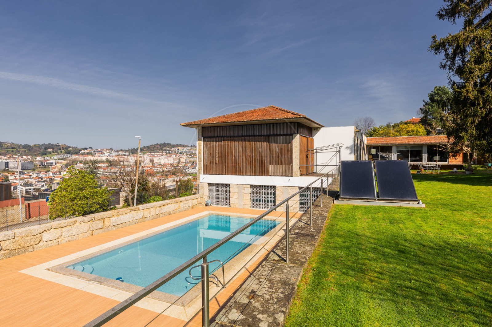 Moradia T5 para Venda em Nogueiró e Tenões, Braga, Braga - Área envolvente (Imagem 2)