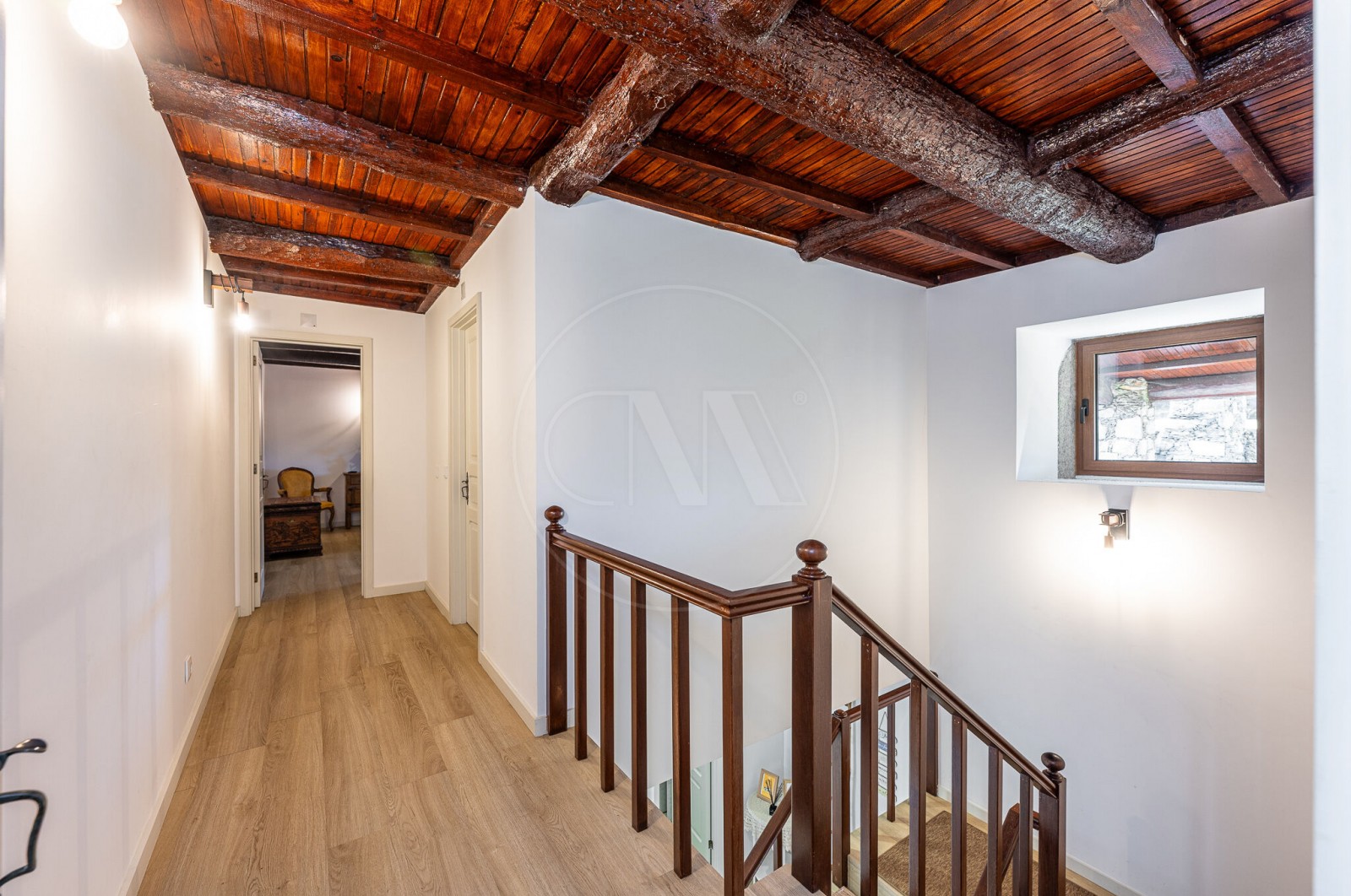 House T4 for For sale in Gondar e Orbacém, Caminha, Viana do Castelo - Corredor (Imagem 7)