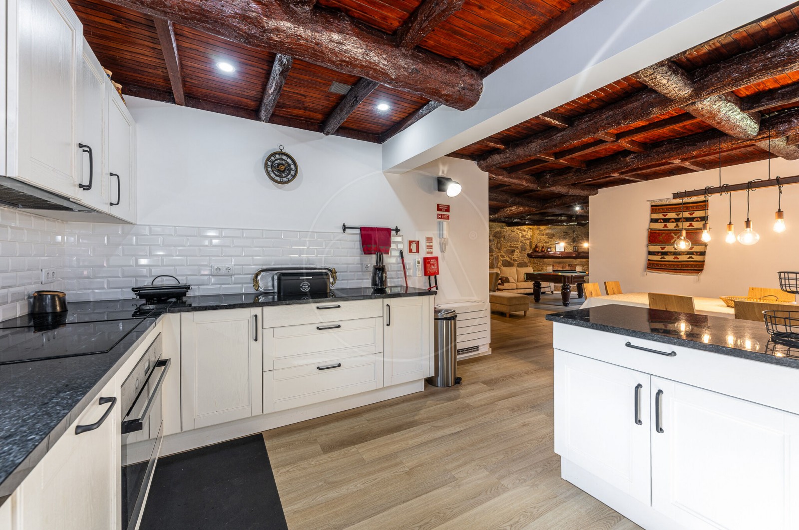 House T4 for For sale in Gondar e Orbacém, Caminha, Viana do Castelo - Cozinha (Imagem 5)