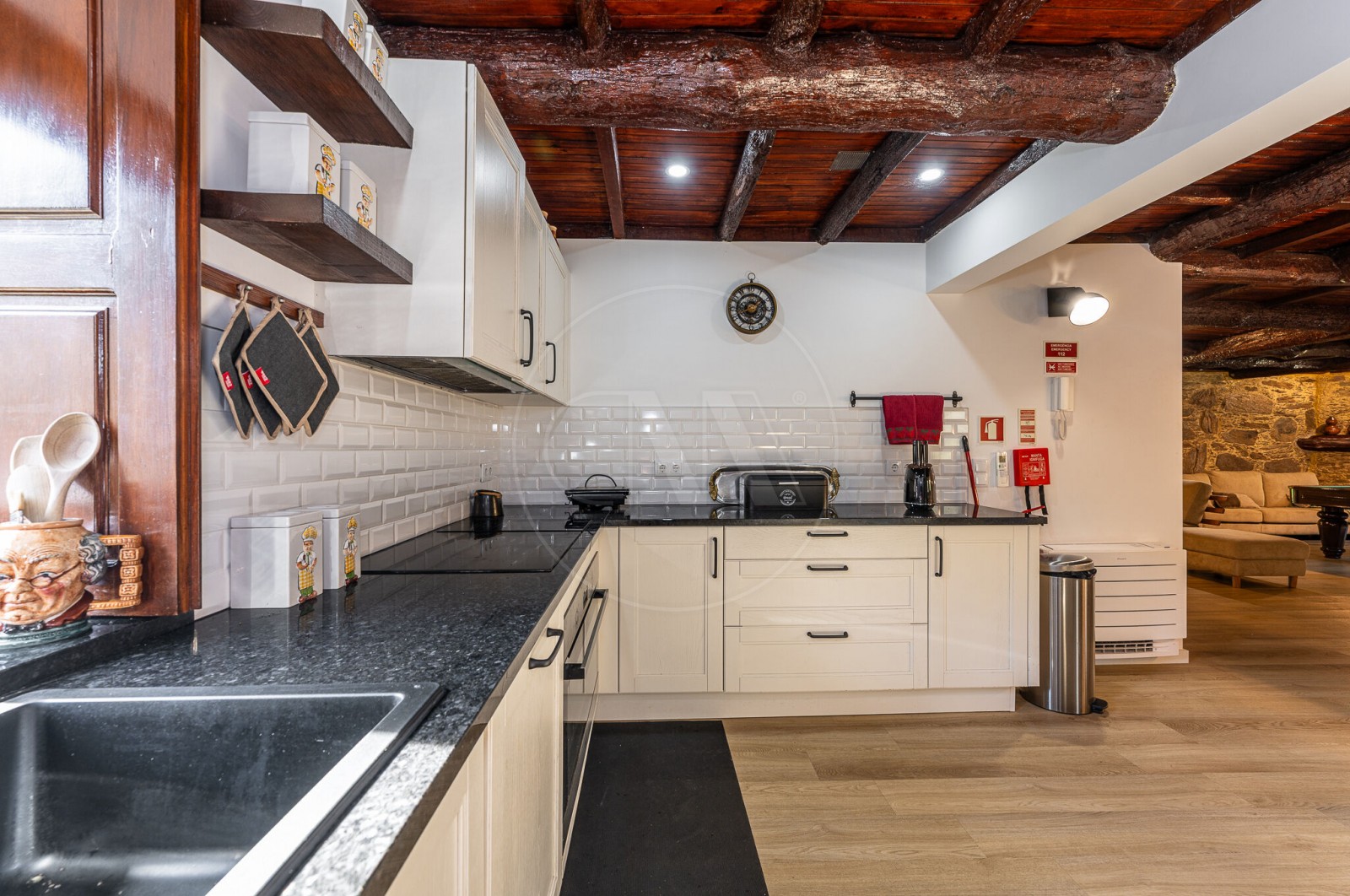 House T4 for For sale in Gondar e Orbacém, Caminha, Viana do Castelo - Cozinha (Imagem 6)