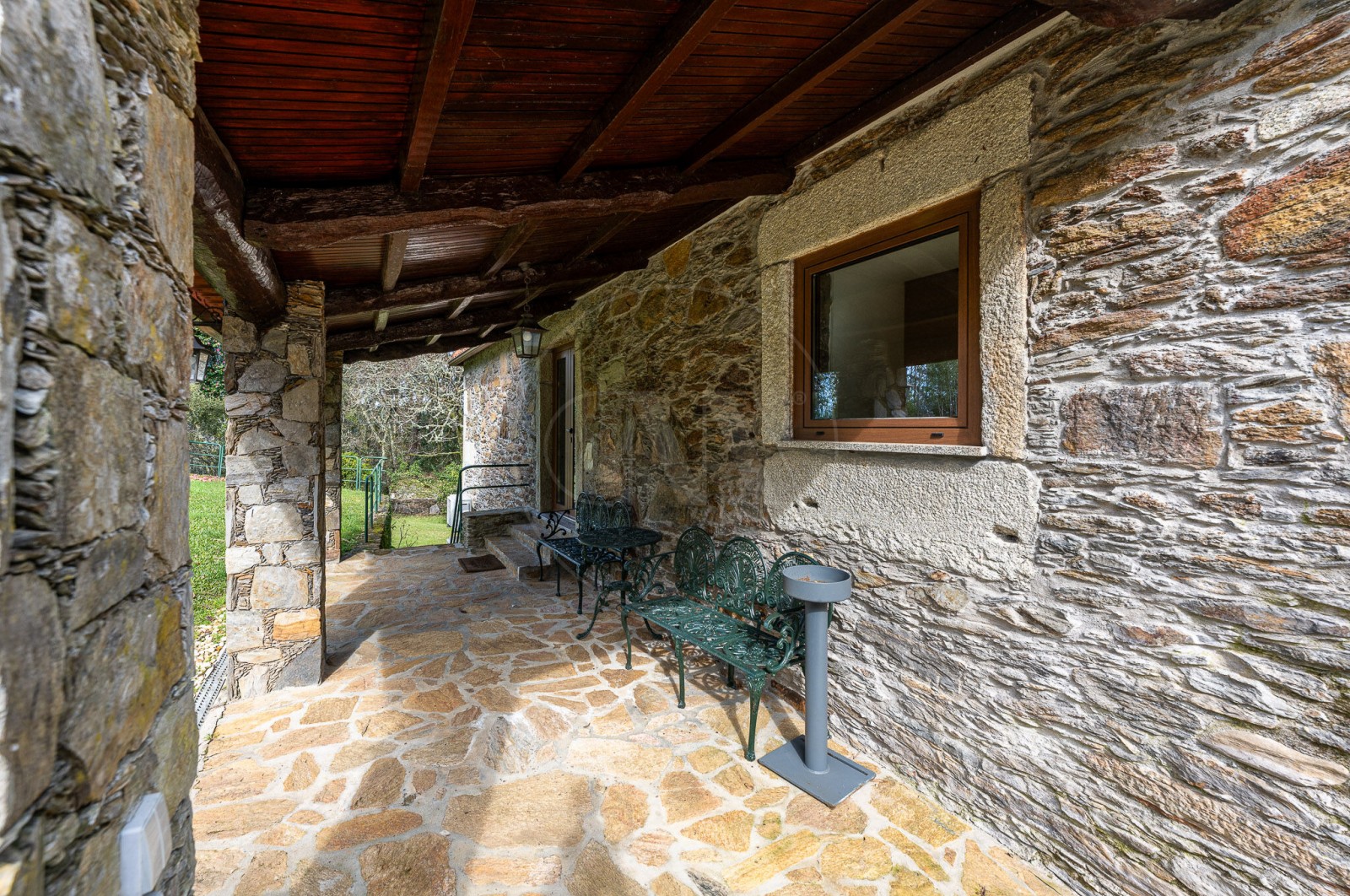 House T4 for For sale in Gondar e Orbacém, Caminha, Viana do Castelo - Quintal/Jardim (Imagem 7)