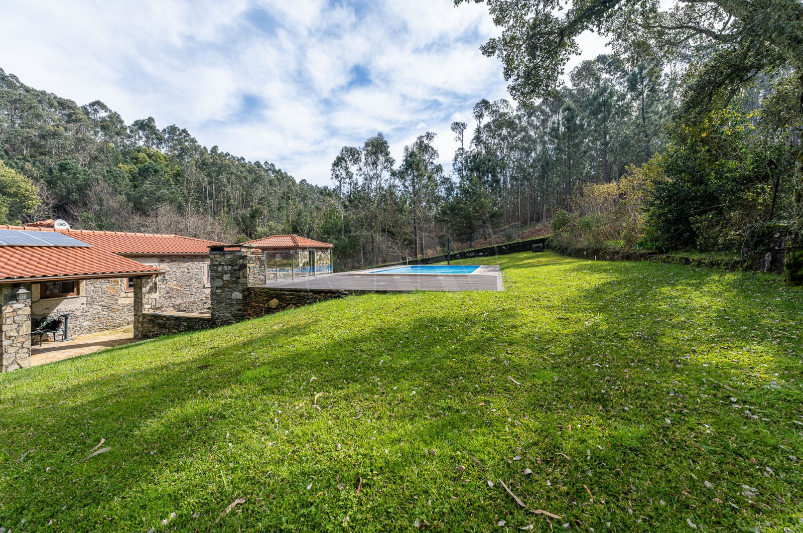 House T4 for For sale in Gondar e Orbacém, Caminha, Viana do Castelo - Quintal/Jardim (Imagem 13)