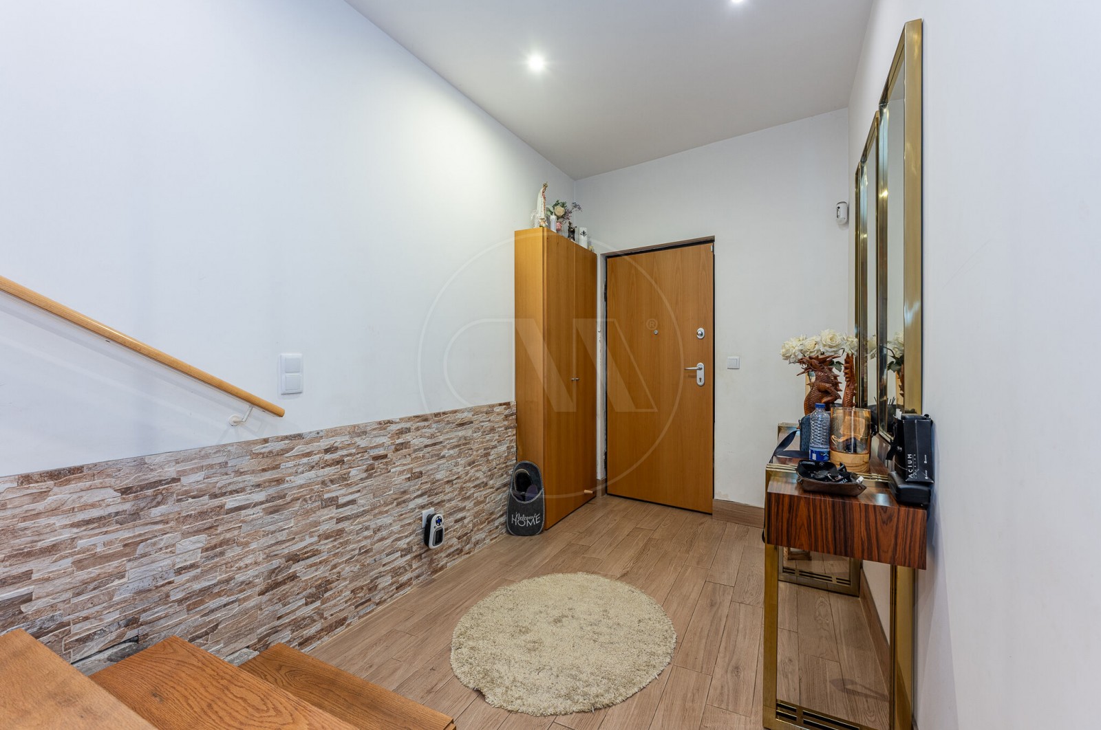 House T3 for For sale in Paranhos, Porto, Porto - Hall de entrada (Imagem 3)