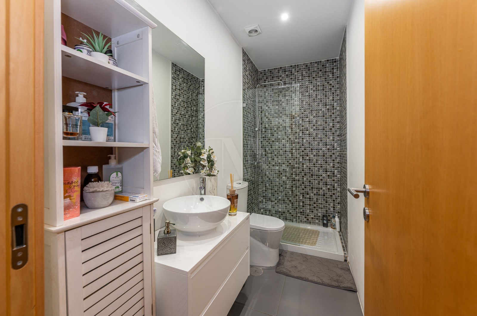 House T3 for For sale in Paranhos, Porto, Porto - Casa de banho (Imagem 1)