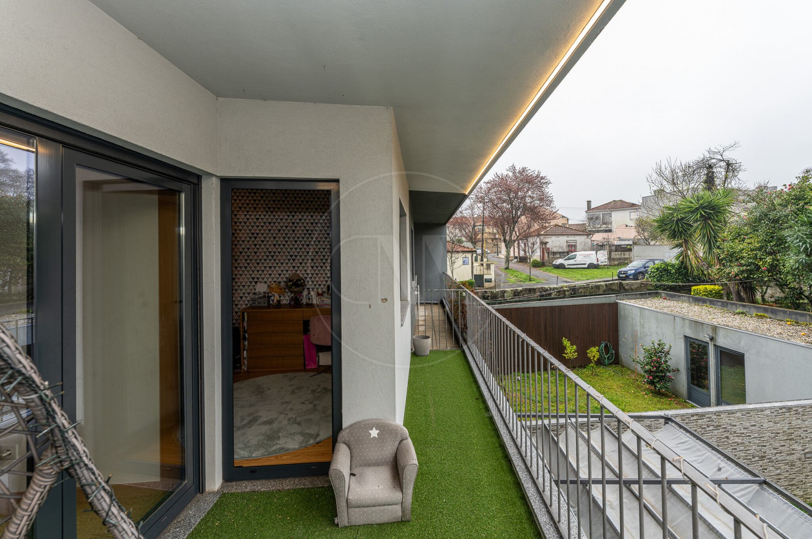 House T3 for For sale in Paranhos, Porto, Porto - Varanda (Imagem 2)