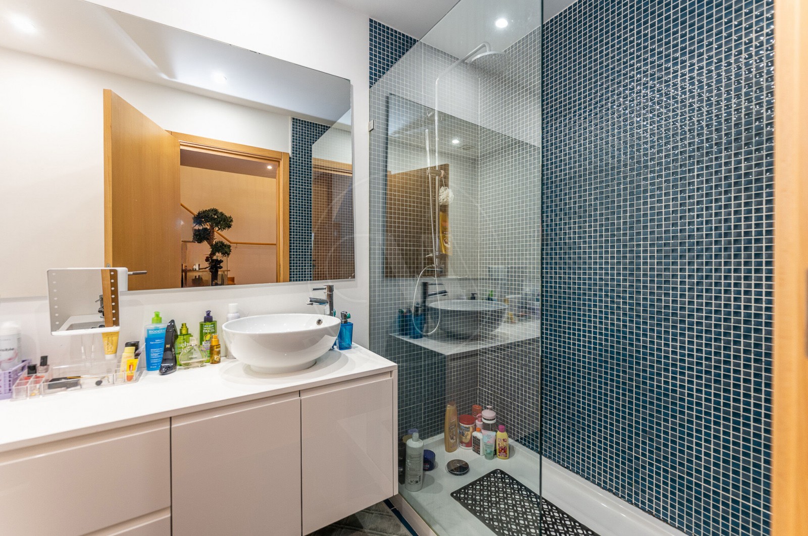 House T3 for For sale in Paranhos, Porto, Porto - Casa de banho (Imagem 4)