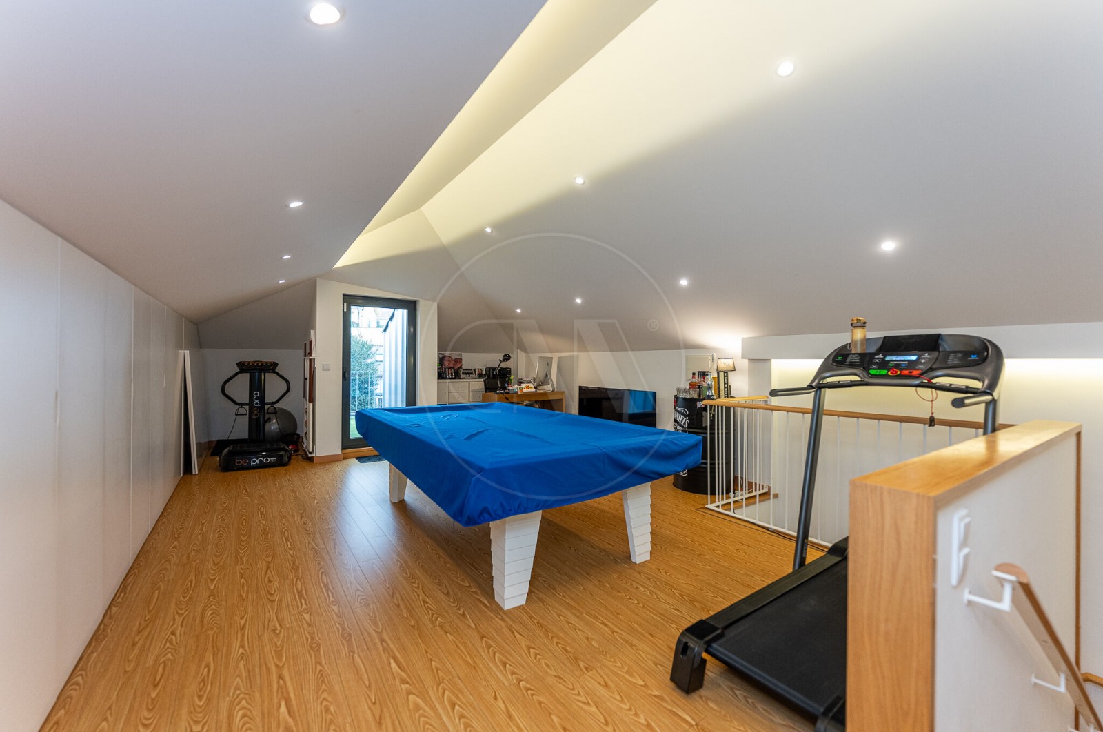 House T3 for For sale in Paranhos, Porto, Porto - Sótão (Imagem 1)