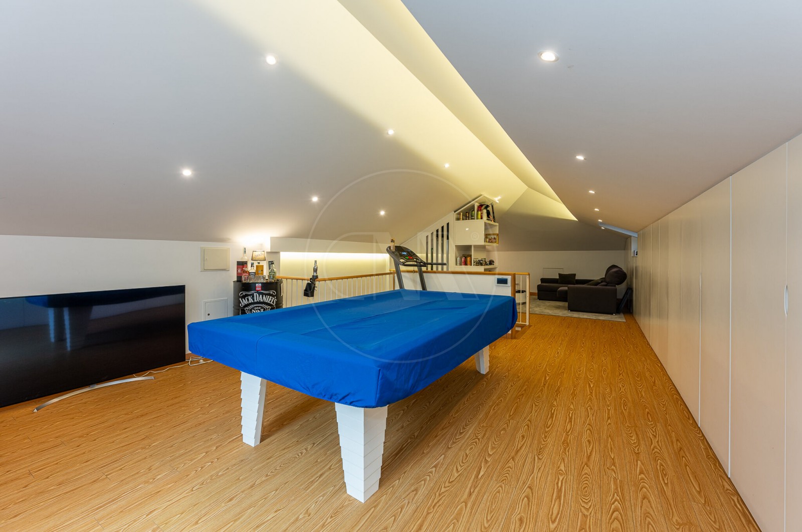 House T3 for For sale in Paranhos, Porto, Porto - Sótão (Imagem 3)