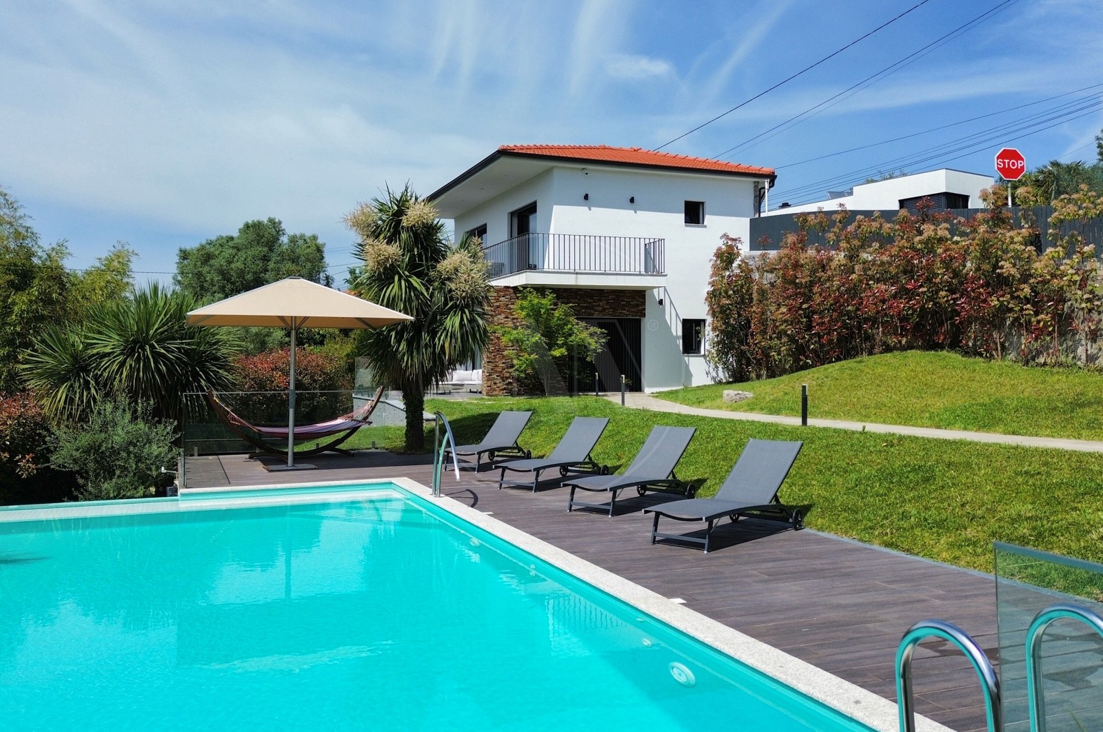 Moradia T4 para Venda em Geraz do Minho, Póvoa de Lanhoso, Braga - Fachada (Imagem 3)