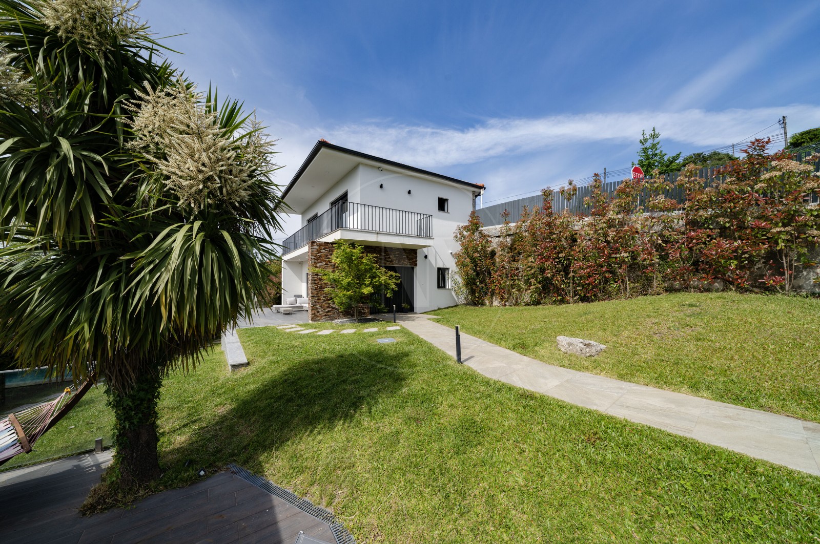 Moradia T4 para Venda em Geraz do Minho, Póvoa de Lanhoso, Braga - Fachada (Imagem 5)