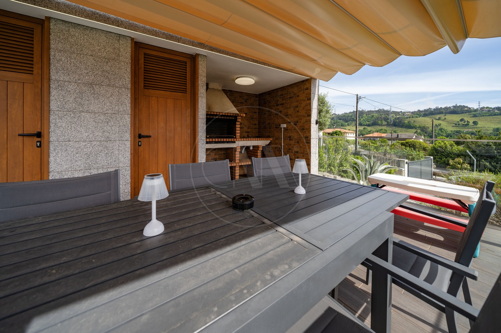 Moradia T4 para Venda em Geraz do Minho, Póvoa de Lanhoso, Braga - Quintal/Jardim (Imagem 2)