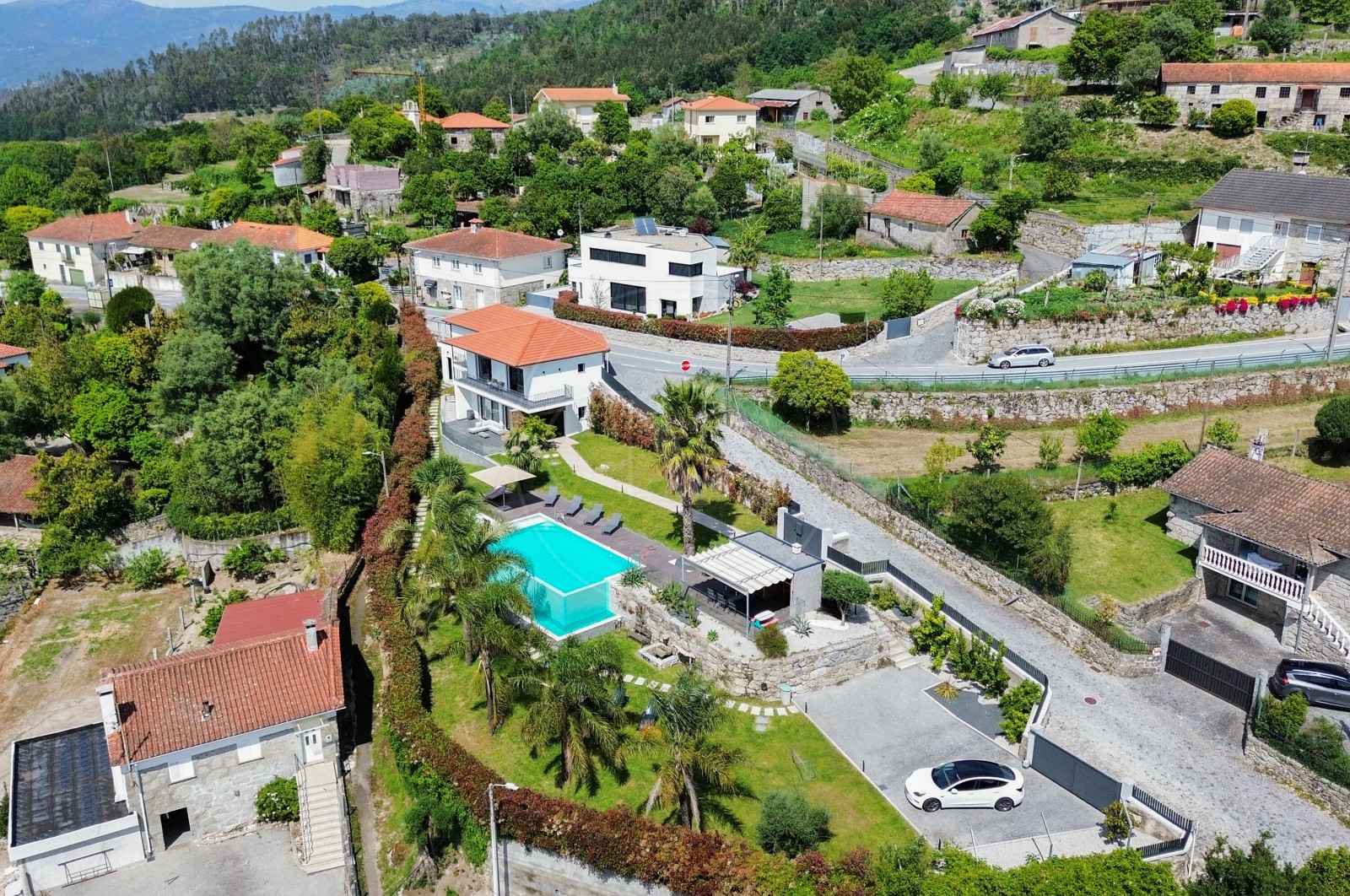 Moradia T4 para Venda em Geraz do Minho, Póvoa de Lanhoso, Braga - Área envolvente (Imagem 4)