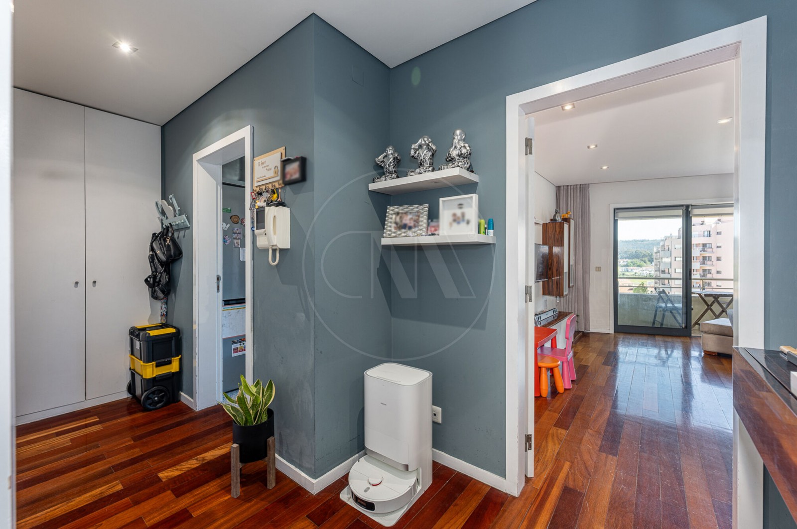 Apartment T2 for For sale in Rio Tinto, Gondomar, Porto - Hall de entrada (Imagem 2)