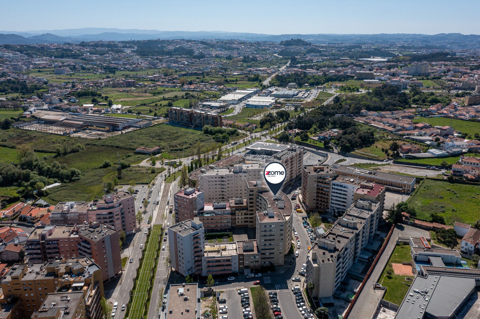 Apartment T2 for For sale in Rio Tinto, Gondomar, Porto - Área envolvente (Imagem 6)