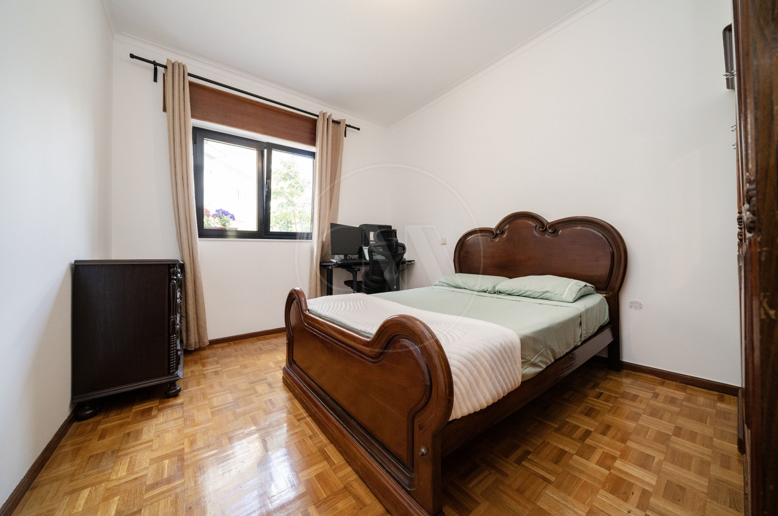 Apartamento T2 para Venda em Ferreiros e Gondizalves, Braga, Braga - Quarto (Imagem 1)