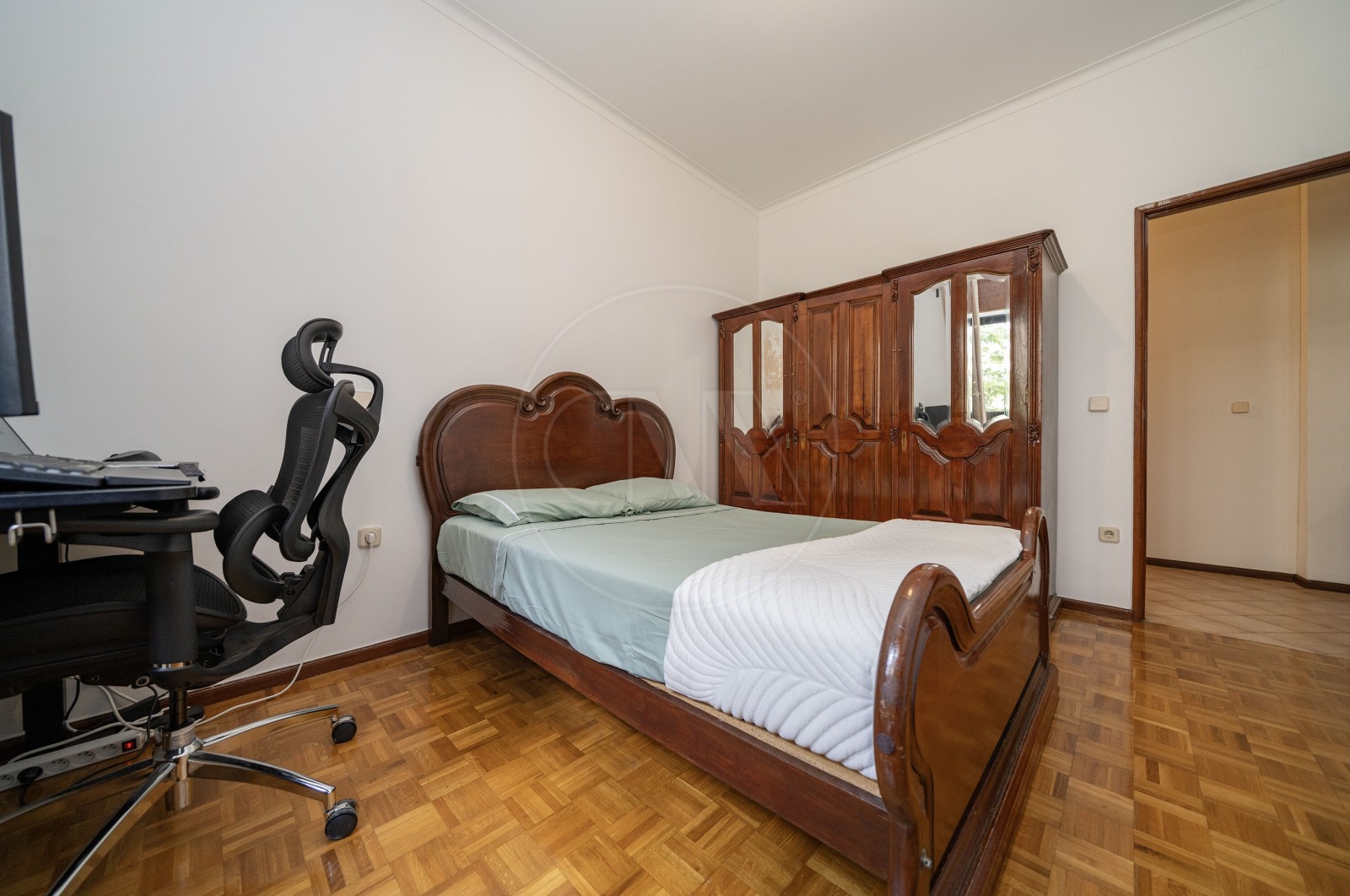Apartamento T2 para Venda em Ferreiros e Gondizalves, Braga, Braga - Quarto (Imagem 2)