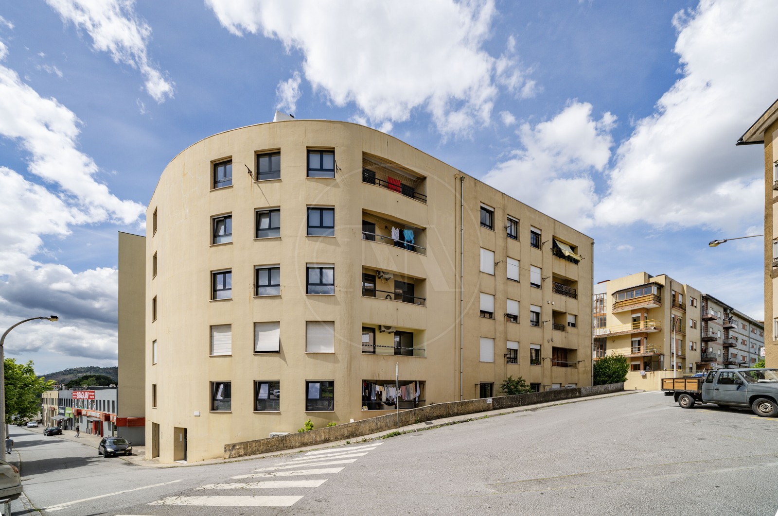 Apartamento T2 para Venda em Ferreiros e Gondizalves, Braga, Braga - Fachada (Imagem 1)