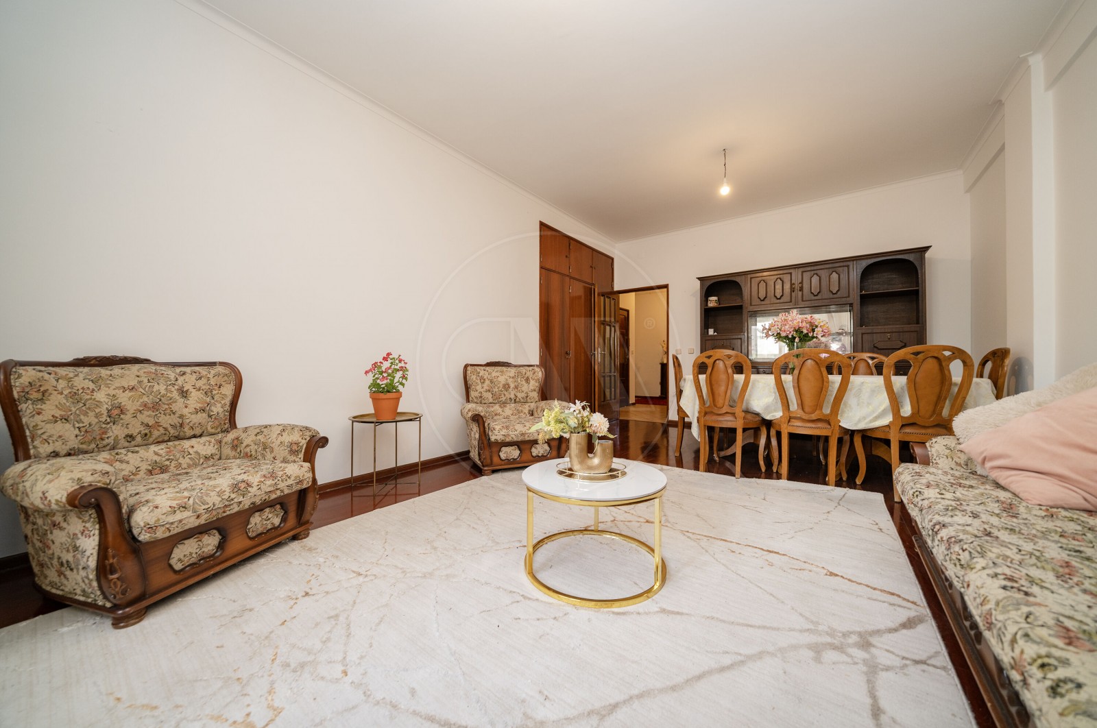 Apartamento T2 para Venda em Ferreiros e Gondizalves, Braga, Braga - Sala (Imagem 4)