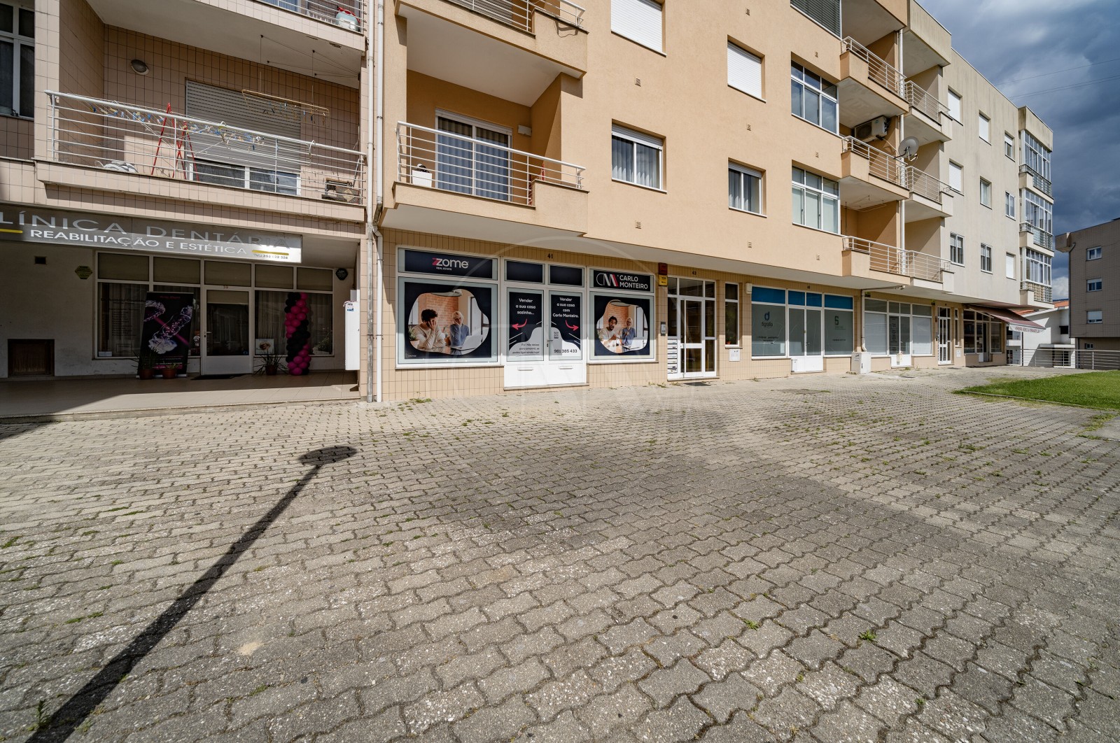 Apartamento T2+1 para Venda em Merelim (São Pedro) e Frossos, Braga, Braga - Fachada (Imagem 2)