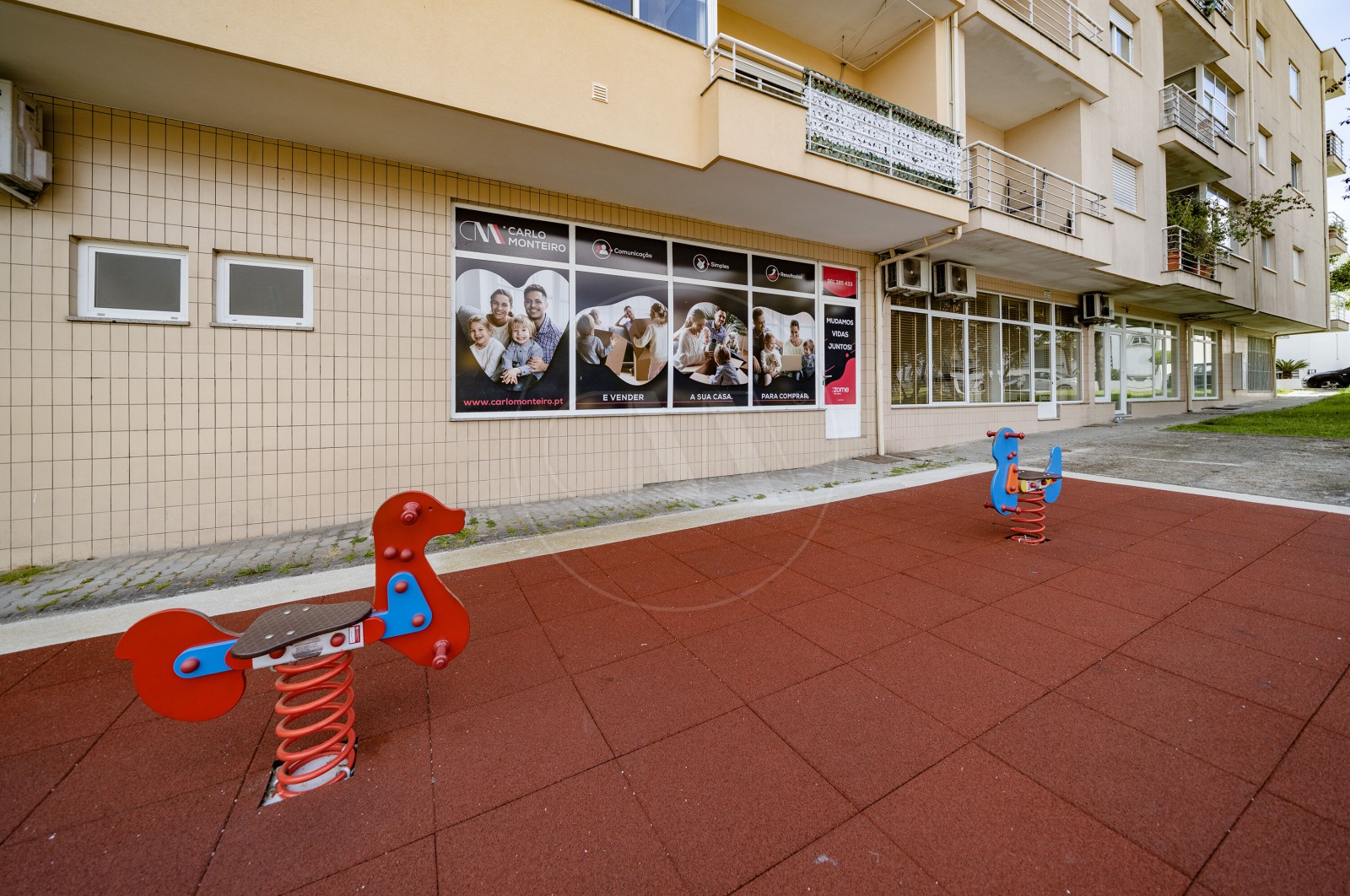 Apartamento T2+1 para Venda em Merelim (São Pedro) e Frossos, Braga, Braga - Área envolvente (Imagem 2)