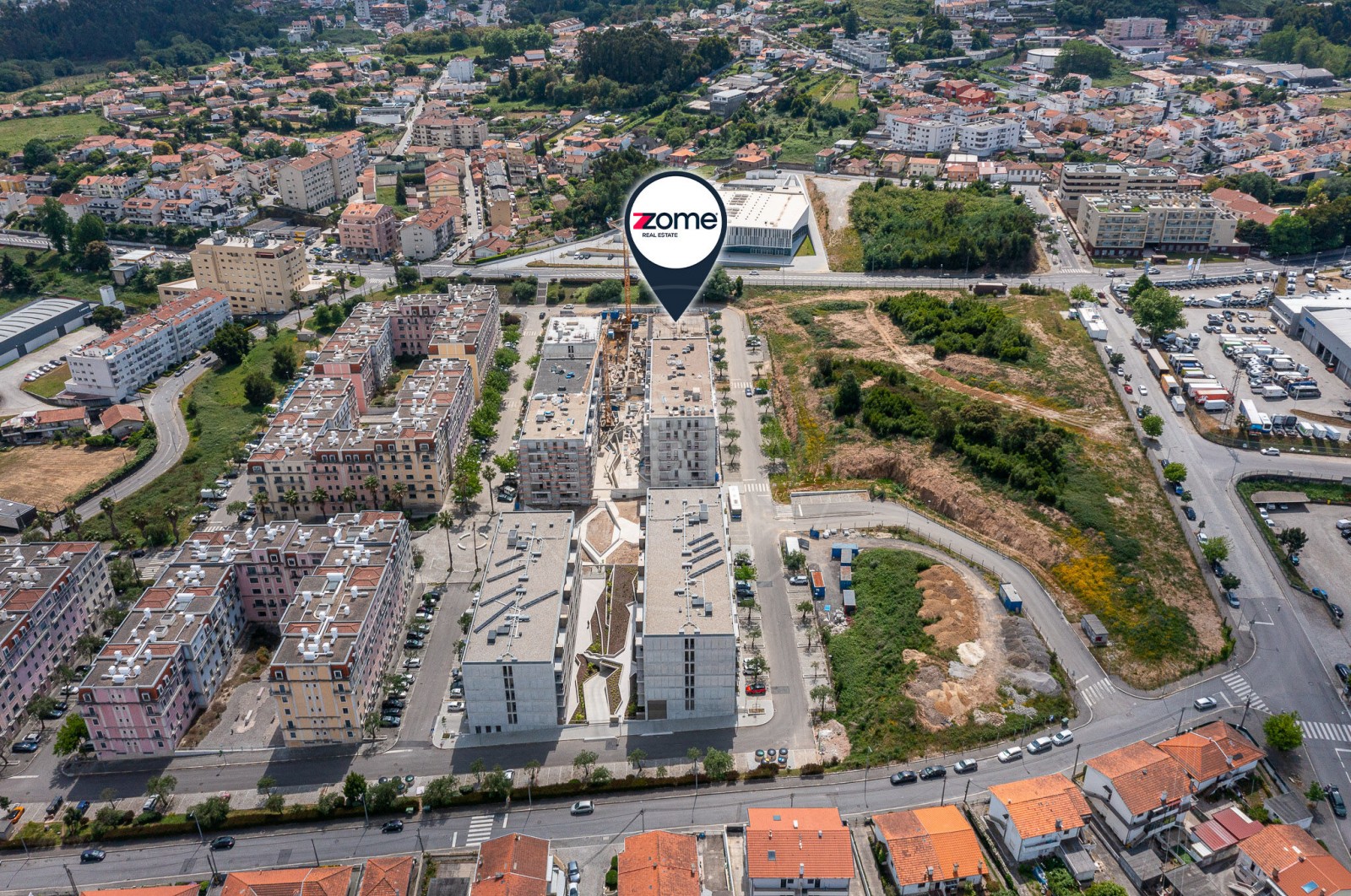 Apartamento T2+1 para Venda em Oliveira do Douro, Vila Nova de Gaia, Porto - Área envolvente (Imagem 19)