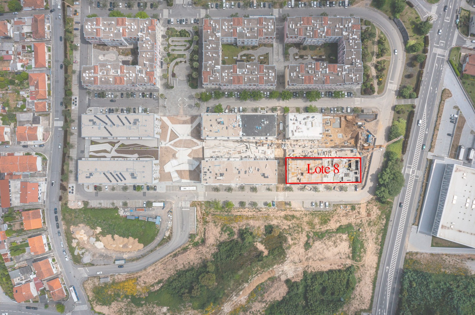 Apartamento T2+1 para Venda em Oliveira do Douro, Vila Nova de Gaia, Porto - Área envolvente (Imagem 2)