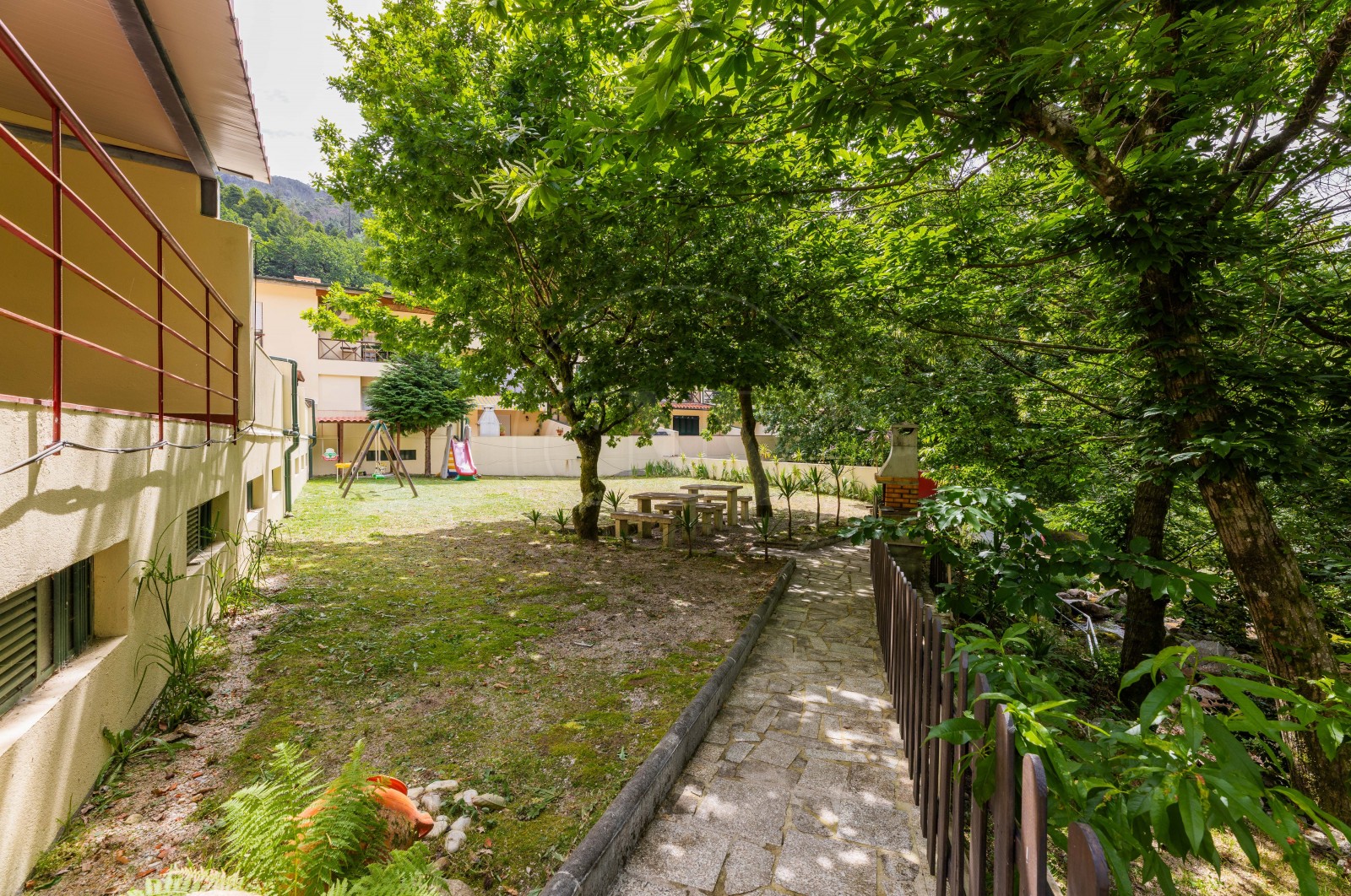 Apartamento T3 para Venda em Vilar da Veiga, Terras de Bouro, Braga - Área envolvente (Imagem 34)