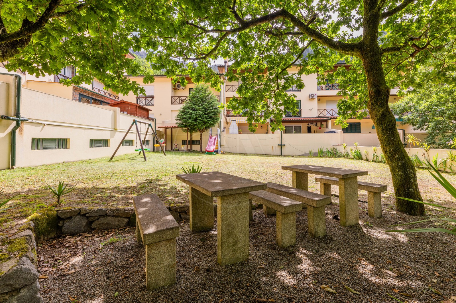 Apartamento T3 para Venda em Vilar da Veiga, Terras de Bouro, Braga - Área envolvente (Imagem 35)