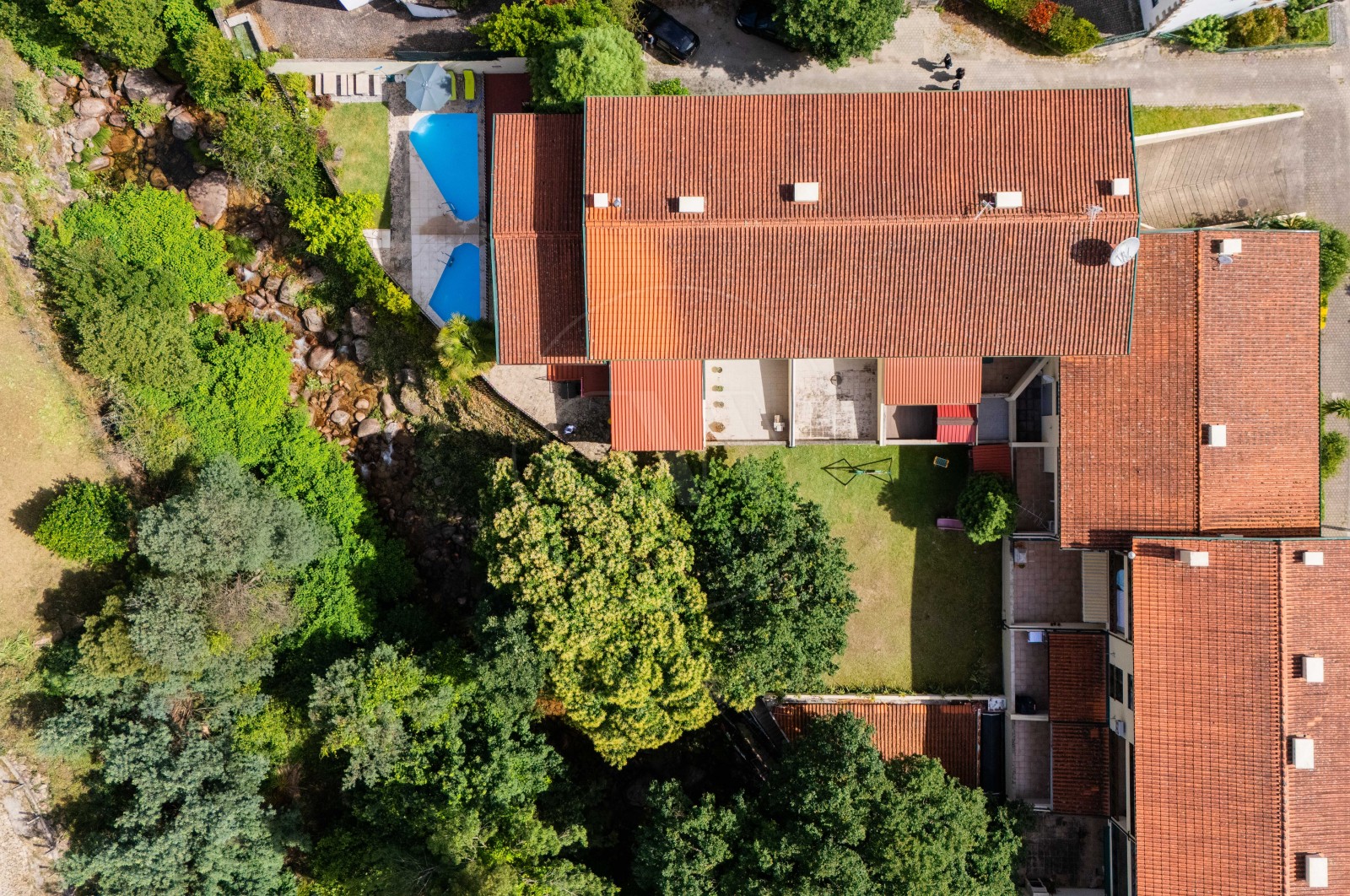 Apartamento T3 para Venda em Vilar da Veiga, Terras de Bouro, Braga - Área envolvente (Imagem 3)