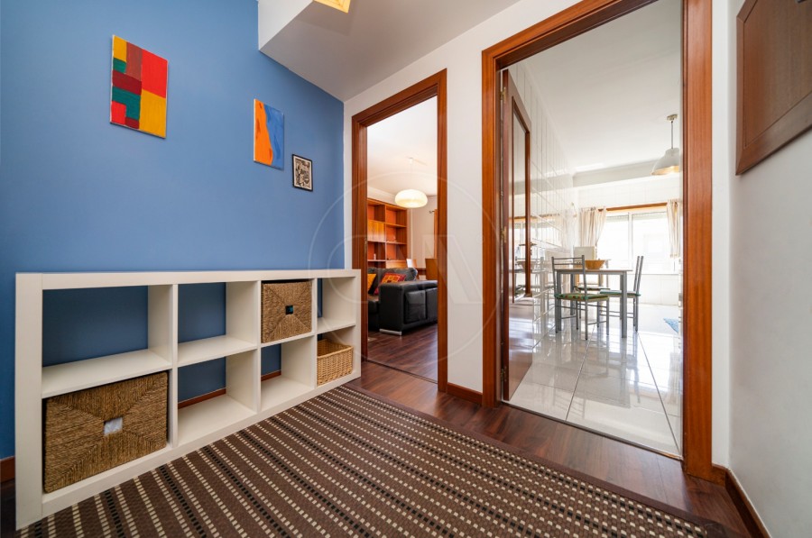 Apartamento T2 para Venda em Nogueiró e Tenões, Braga, Braga - Hall de entrada (Imagem 1)