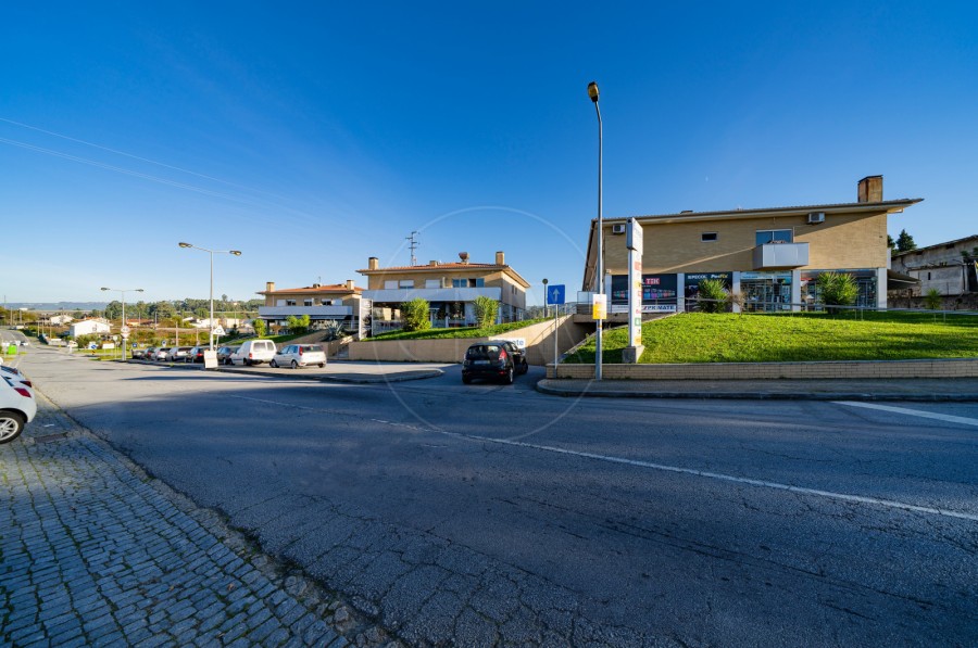 Fachada (Imagem 1)