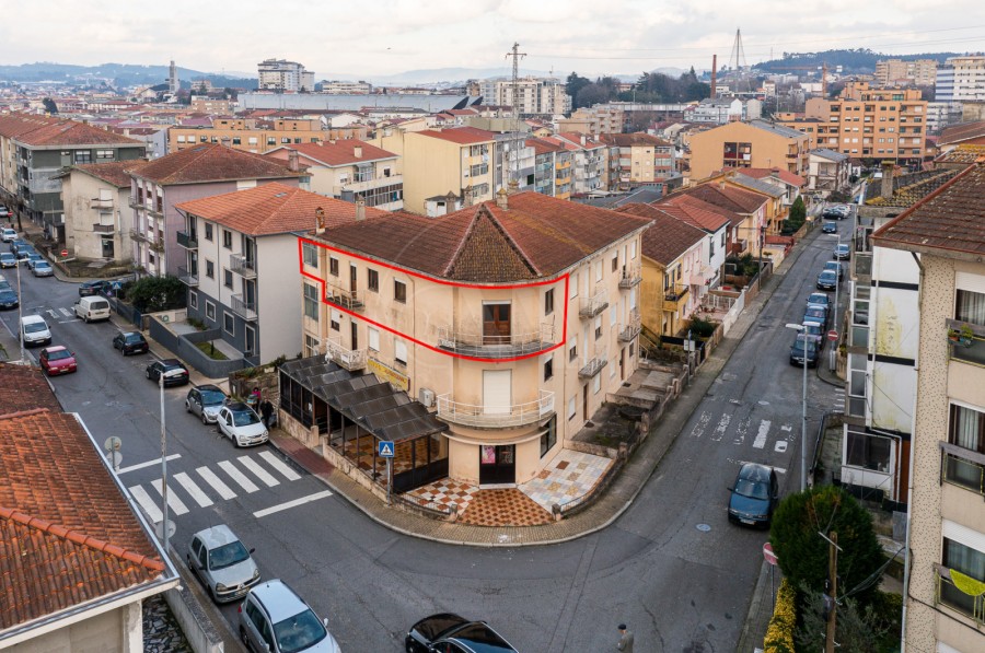 Fachada (Imagem 1)