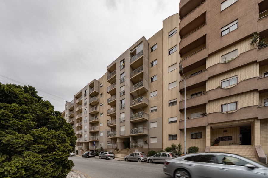 Fachada (Imagem 1)