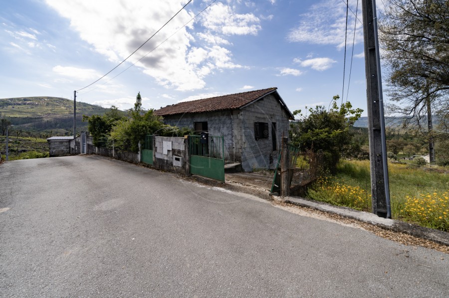 Fachada (Imagem 1)