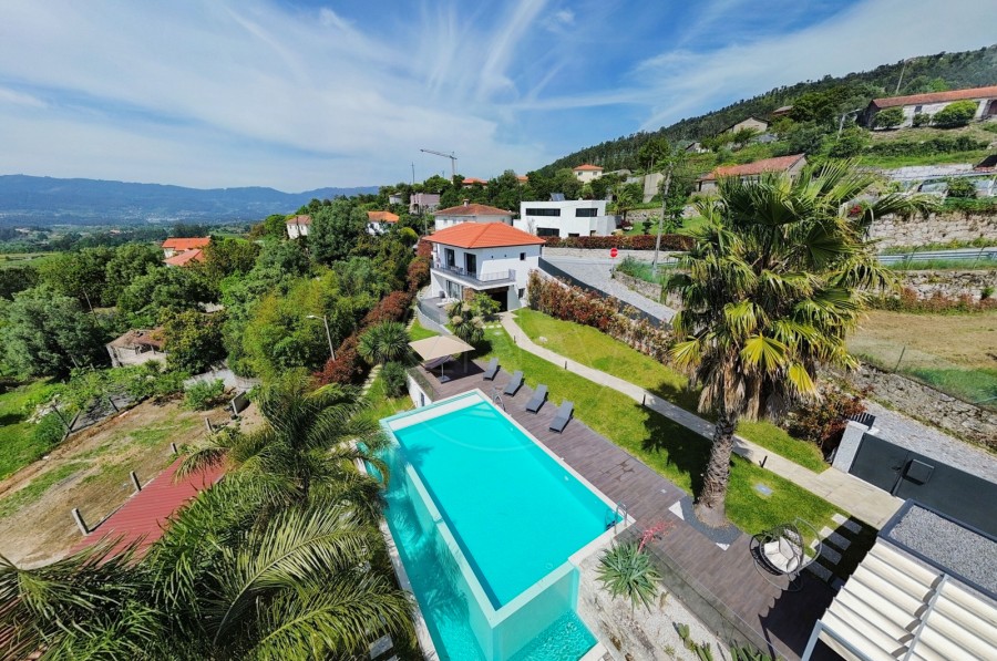 Piscina (Imagem 1)